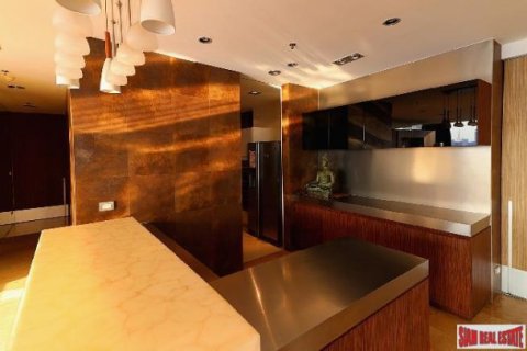 4 bedrooms Penthouse in Bangkok, Thailand No. 95629 25
