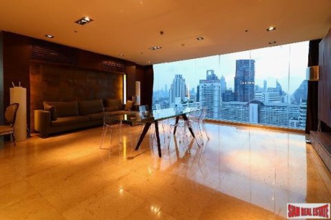 4 bedrooms Penthouse in Bangkok, Thailand No. 95629 24