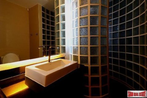 4 bedrooms Penthouse in Bangkok, Thailand No. 95629 6