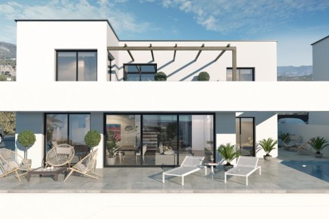 3 bedrooms Villa in Benidorm, Spain No. 111529