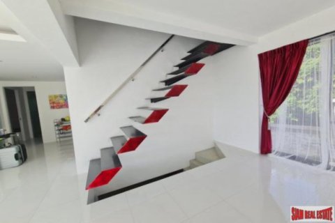 6 bedrooms Villa in Ko Lanta Yai, Thailand No. 96735 12