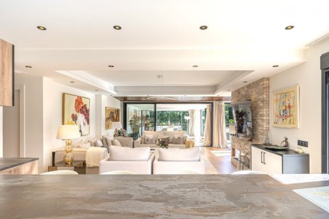 Вилла с 5 спальнями в Tan Xuan, Вьетнам №27618 9