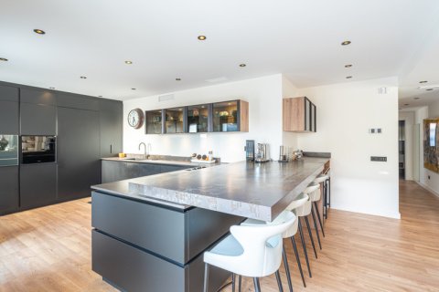 Вилла с 5 спальнями в Tan Xuan, Вьетнам №27618 19