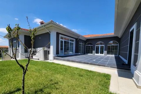 5 dormitorios Villa en Istanbul, Turkey No. 114417