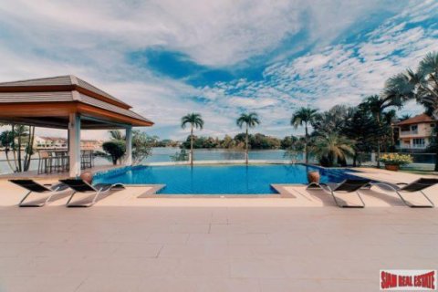 5 bedrooms Land in Chalong, Thailand No. 96762 8