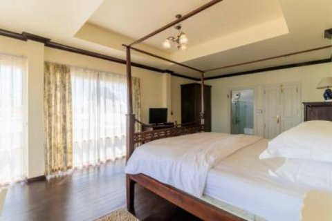 6 bedrooms Villa in Hua Hin, Thailand No. 95899 7
