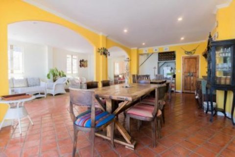 6 bedrooms Villa in Hua Hin, Thailand No. 95899 27