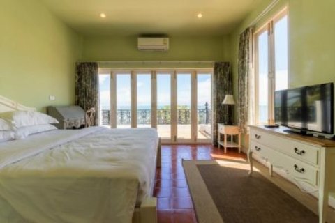 6 bedrooms Villa in Hua Hin, Thailand No. 95899 17