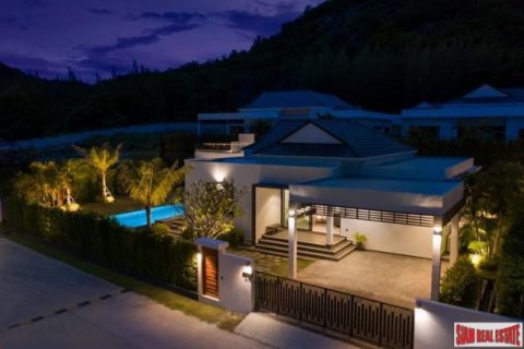 3 bedrooms Villa in Hua Hin, Thailand No. 96617 16