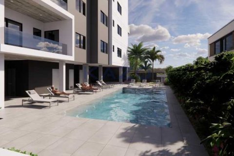 2 bedrooms Apartment in Germasogeia, Cyprus No. 72439 3