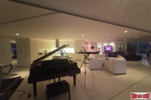 2 bedrooms Apartment in Patong, Thailand No. 95737 7