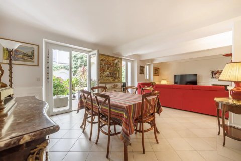 5 bedrooms House in Cannes, France No. 68834 5