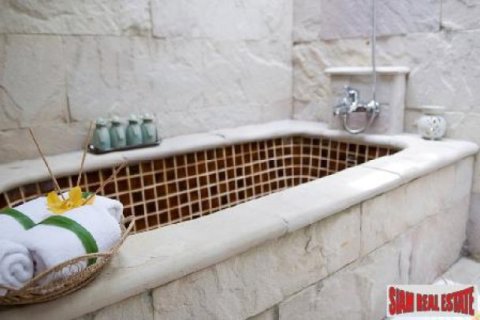 5 bedrooms Villa in Ko Samui, Thailand No. 95724 11