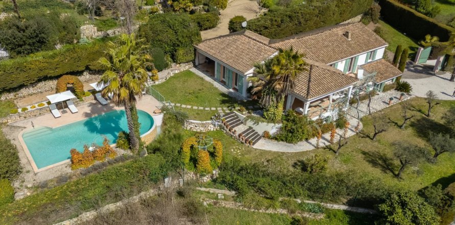 6 bedrooms Villa in Opio, France No. 100246