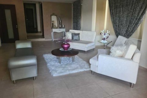 4 dormitorios House en Aradippou, Cyprus No. 82668 12