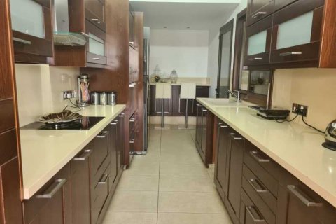 4 dormitorios House en Aradippou, Cyprus No. 82668 6