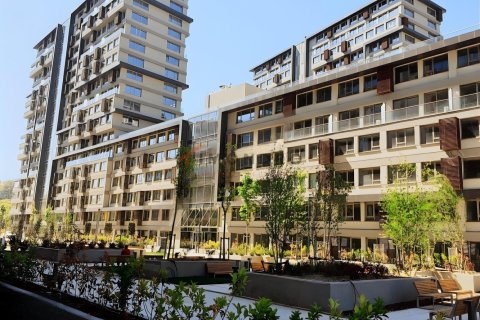 4 dormitorios Apartment en Zeytinburnu, Turkey No. 128589