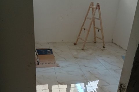 200m² Apartment in Thessaloniki, Greece No. 124996 5