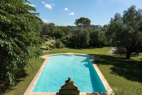 5 bedrooms Villa in Mougins, France No. 68888 5