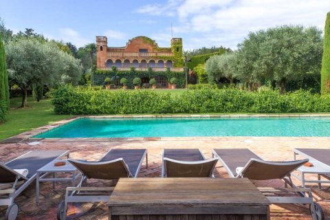 5 bedrooms House in Girona, Spain No. 25357