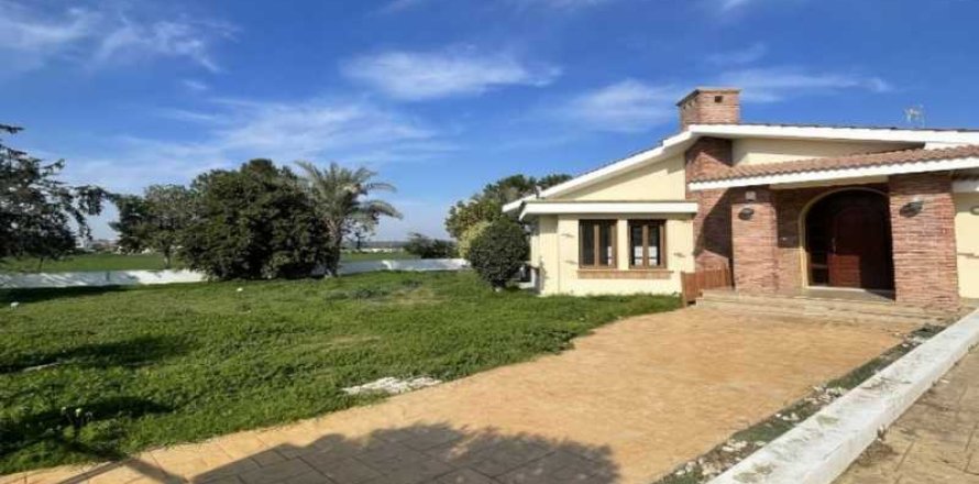 4 dormitorios Villa en Geri, Cyprus No. 100362