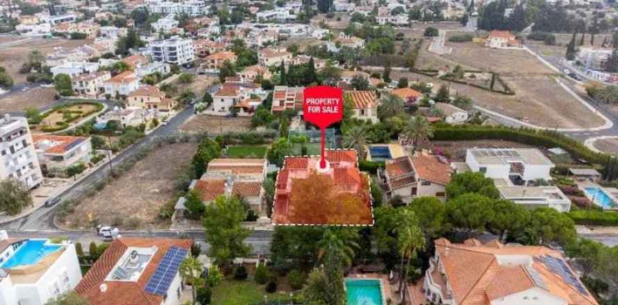 5 bedrooms Villa in Enkomi, Cyprus No. 84350