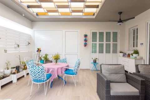 4 dormitorios House en Enkomi, Cyprus No. 63169 16