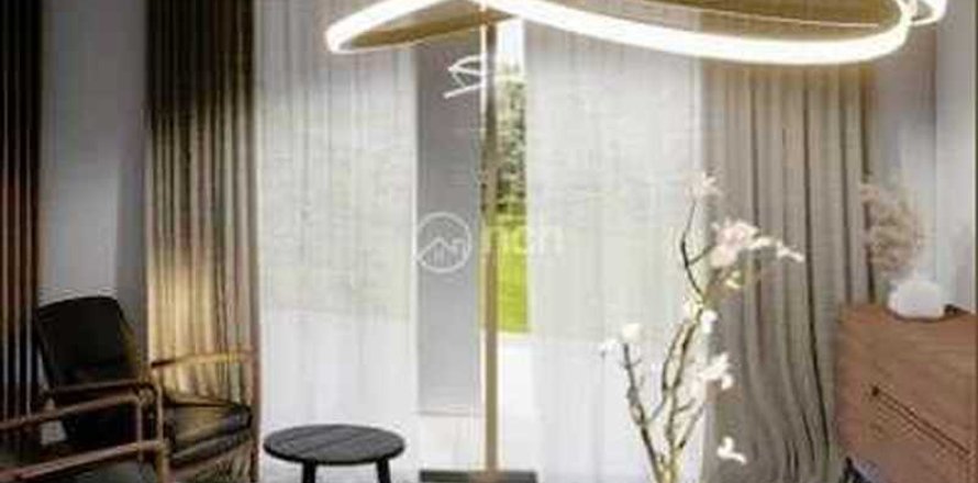 3 bedrooms Apartment in Mesa Geitonia, Cyprus No. 43483