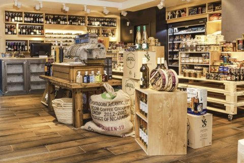 321m² Commercial property en Eixample, Spain No. 116927