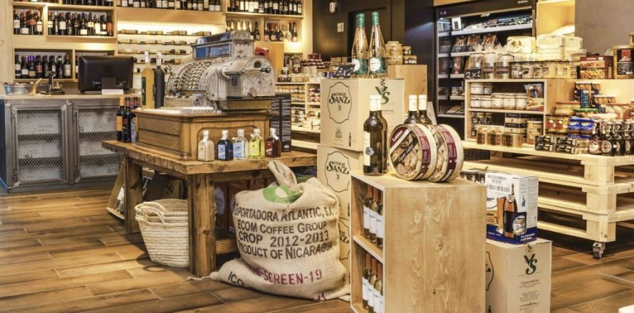 321m² Commercial property en Eixample, Spain No. 116927