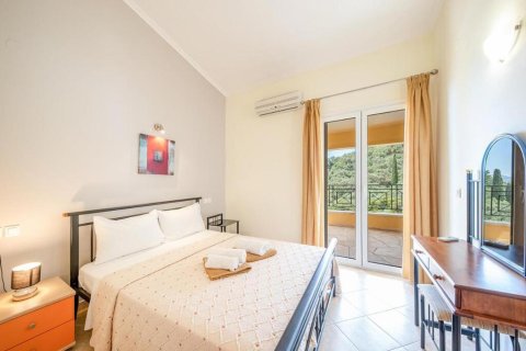 4 bedrooms Villa in Corfu, Greece No. 108655 16
