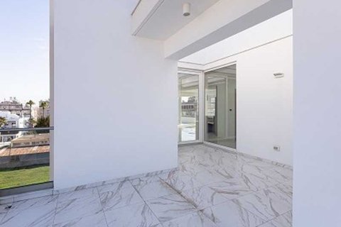 3 chambres Appartement à Larnaca, Cyprus No. 103572 5