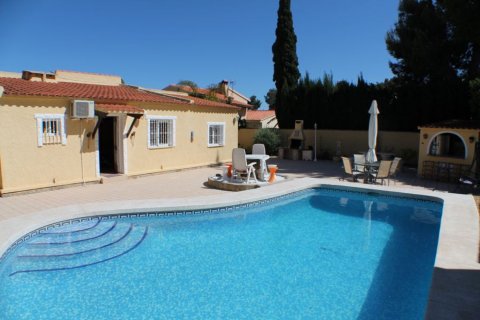 3 bedrooms Villa in Albir, Spain No. 111765
