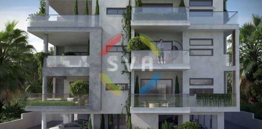 Квартира с 2 спальнями в Лимассол, Кипр №82855