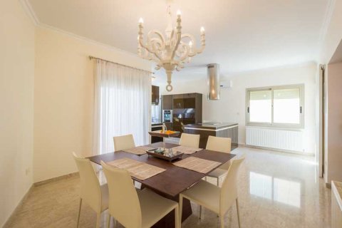 4 chambres House à Agios Athanasios, Cyprus No. 62632 2