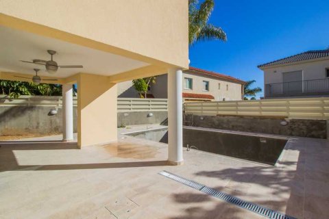 4 chambres House à Agios Athanasios, Cyprus No. 62632 8