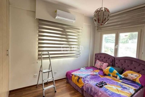 4 bedrooms House in Germasogeia, Cyprus No. 77999 13