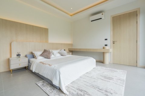 3 bedrooms Villa in Phuket, Thailand No. 97352 25
