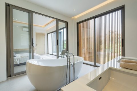 3 bedrooms Villa in Phuket, Thailand No. 97352 27