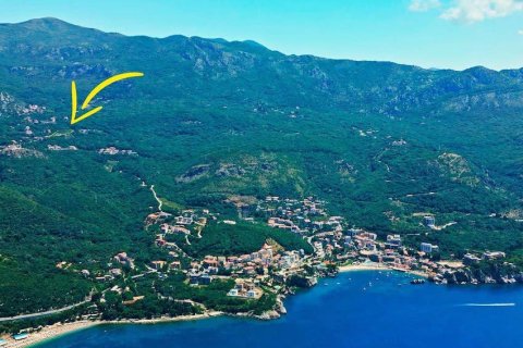 732m² Land in Budva, Montenegro No. 83674 3