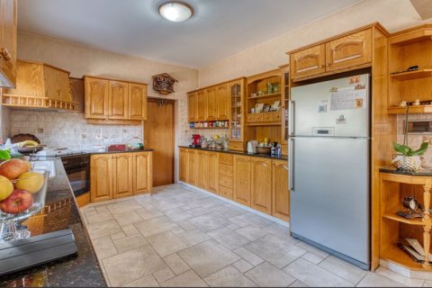 4 bedrooms Villa in Livadia, Cyprus No. 36891 10