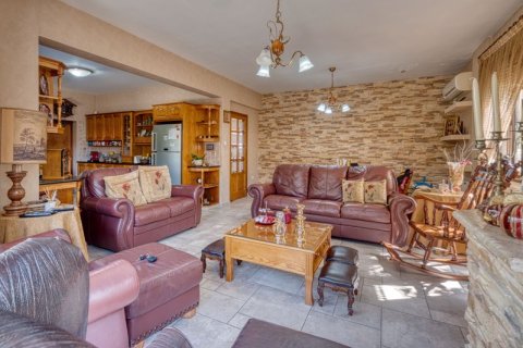 4 bedrooms Villa in Livadia, Cyprus No. 36891 7