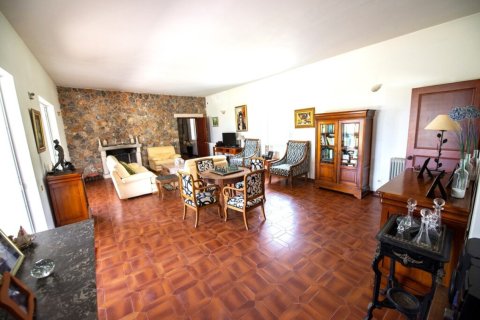 5 bedrooms Villa in Corfu, Greece No. 51841 6