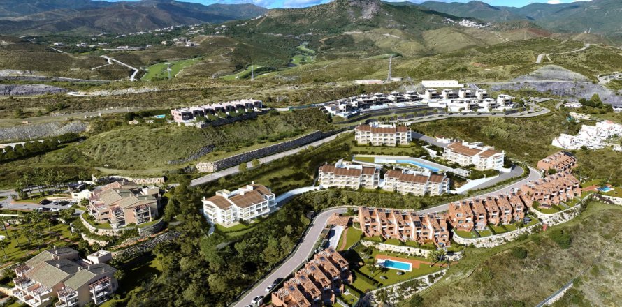 3 chambres Appartement à Benahavis, Spain No. 111861