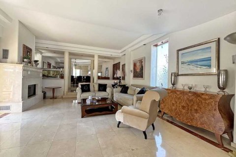 4 bedrooms House in Strovolos, Cyprus No. 70973 4