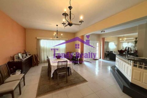 3 bedrooms House in Enkomi, Cyprus No. 82630 3