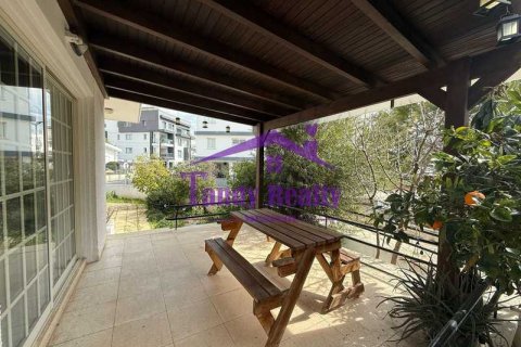 3 bedrooms House in Enkomi, Cyprus No. 82630 16