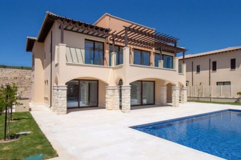 4 bedrooms Villa in Paphos, Cyprus No. 81930 18