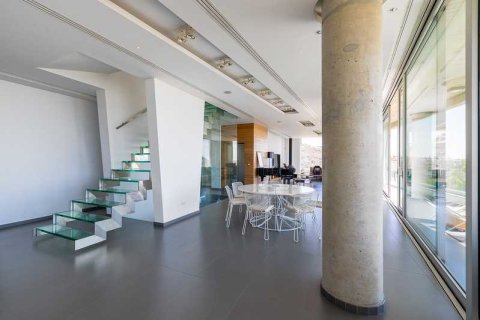 4 bedrooms Villa in Agios Athanasios, Cyprus No. 74860 4