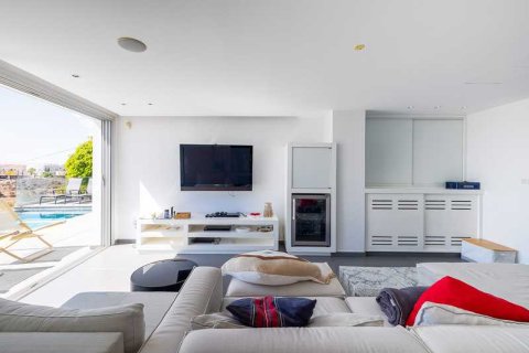 4 bedrooms Villa in Agios Athanasios, Cyprus No. 74860 5